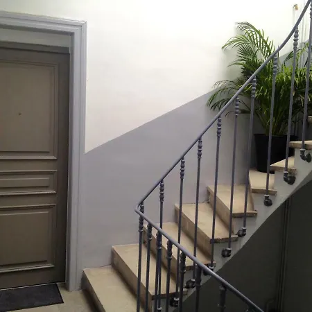 Azema Apartment